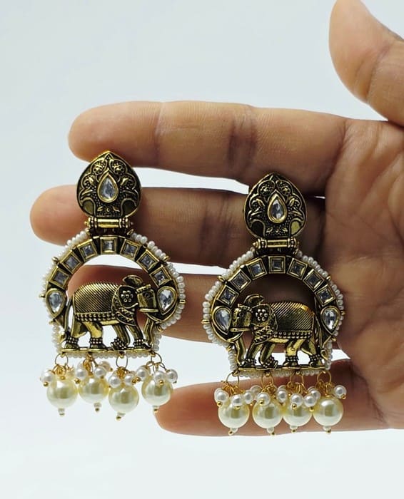 Ratna Gajara Dangle - Image 4