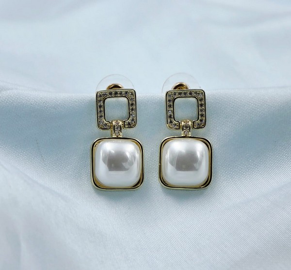 Perla Noelle Drop Square Earrings (gold)