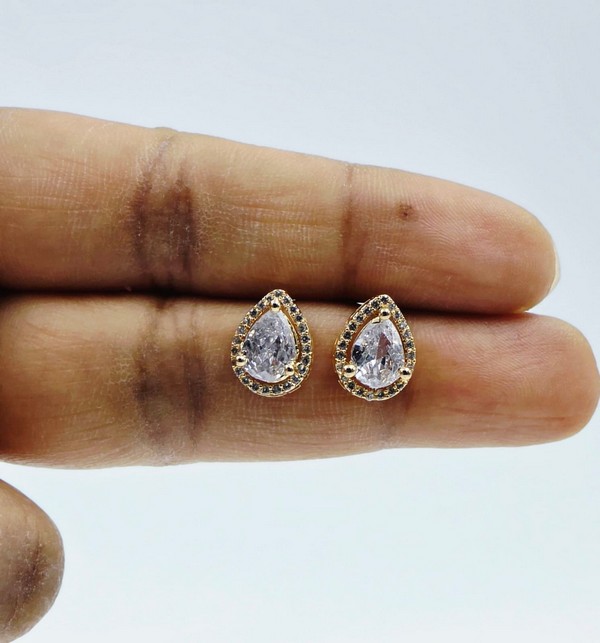 Blush Aura Teardrop Earrings - Image 3