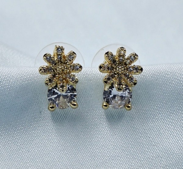 Aurora Petal Sparkle Studs - Image 2