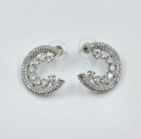 Celestia Curve Studs