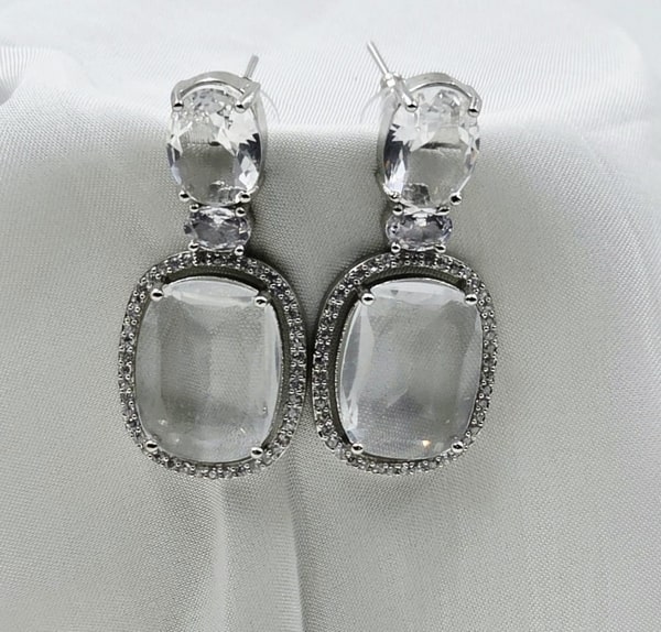 Luna Cushion Drops - Image 3