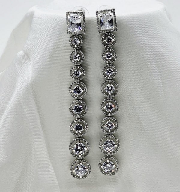 Crystal Veil Earrings - Image 3