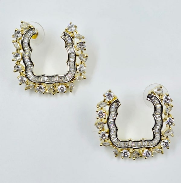 Lira Nova Frame Earrings - Image 2