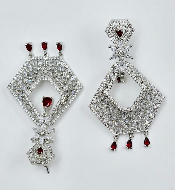 Crimson Cascade Dangle Earrings - Image 4